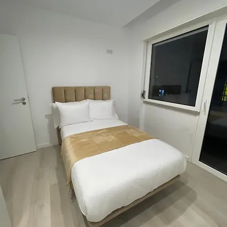 Modern Spacious * انترونكامنتو