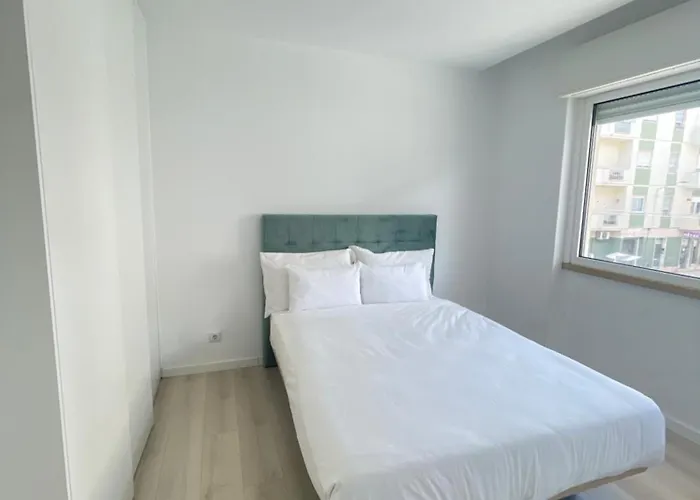 Διαμέρισμα Modern Spacious Entroncamento