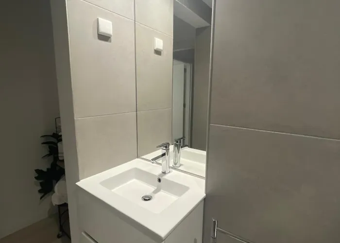 Modern Spacious Apartmán *