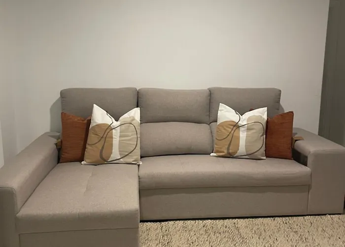 Modern Spacious *
